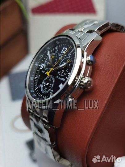 Классические мужские часы Tissot PRC 200