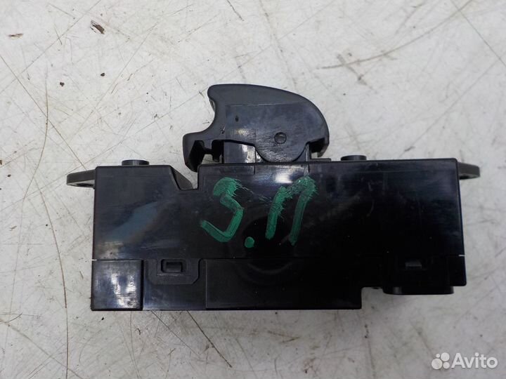 Блок управления стеклоподъемниками Mitsubishi Lanc