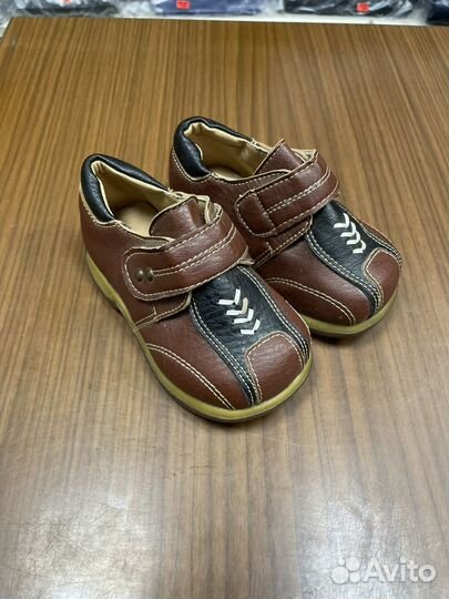 Ботинки для мальчика новые 19-24