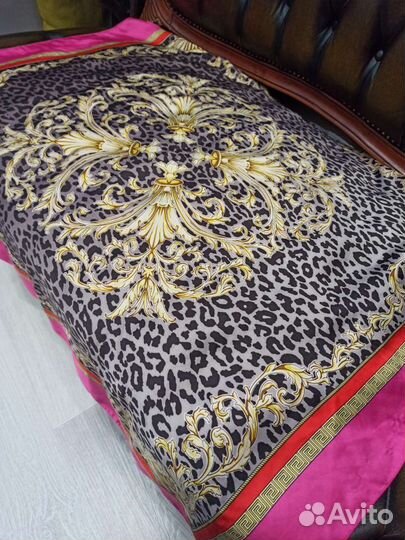 Шелковый платок versace италия 95cm