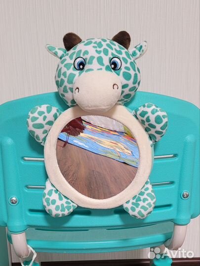 Зеркало для наблюдения за ребенком в машине