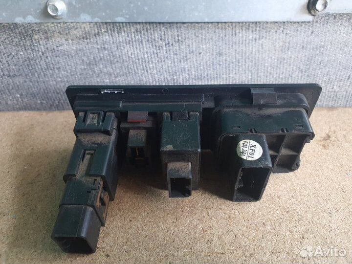 Блок управления светом Geely Mk седан MR4790A 2011