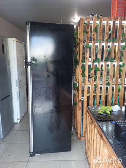 Холодильник Whirpool Высота 184см