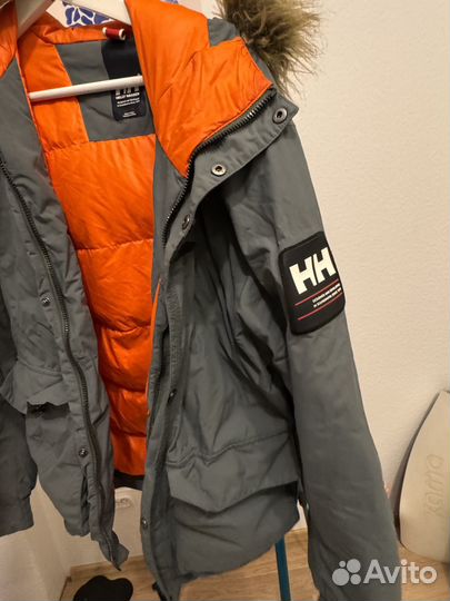 Пуховик мужской helly hansen