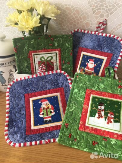 Прихватки для кухни с новогодней темой