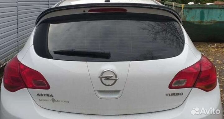 Спойлер opel astra j