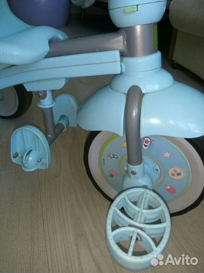 Трехколесный велосипед Disney