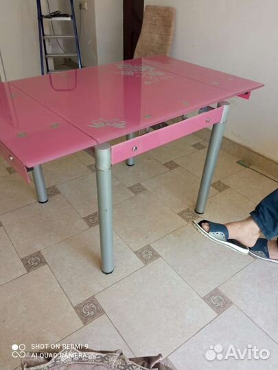 Стол стеклянный