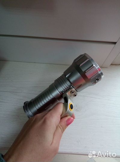 Большой ручной фонарь MX-1818-T6