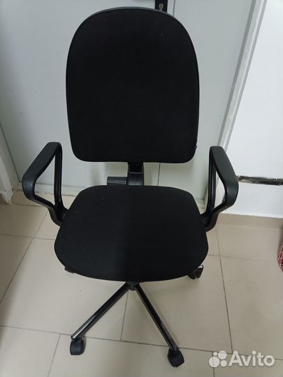 Компьютерное кресло