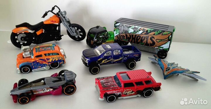 Hot wheels машинки пакетом