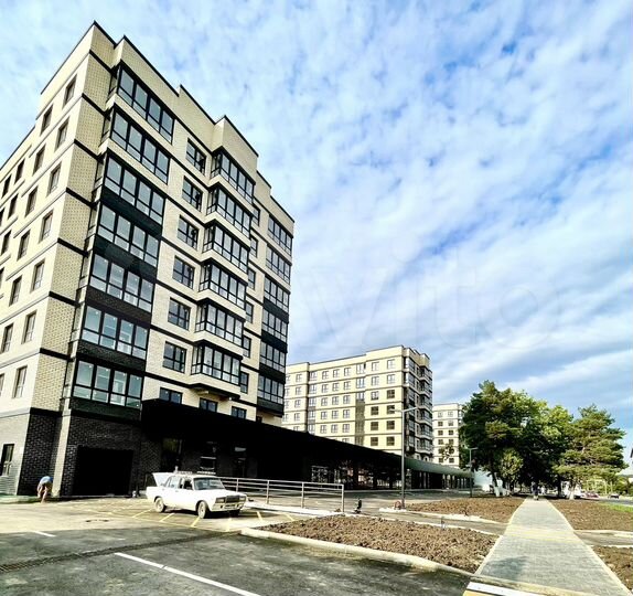 2-к. квартира, 58,4 м², 2/8 эт.