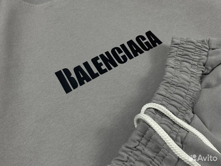 Костюм balenciaga двойка