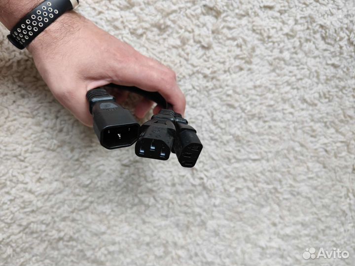 Кабель для компьютера, разветвитель