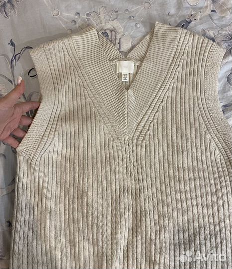 Жилет h&m xs-s