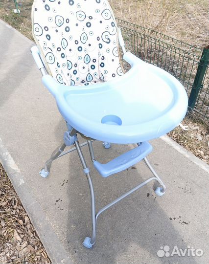 Складной стул для кормления