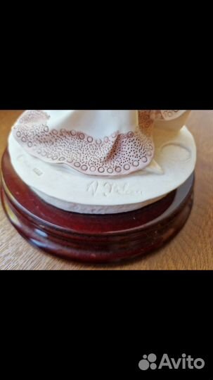 Статуэтка фарфор Италия