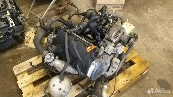 Двигатель Фольксваген транспортер т5 1.9 AXB AXC