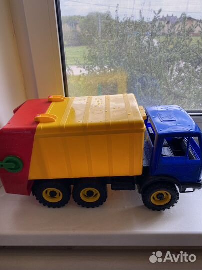 Большая машина игрушка мусоровоз Лена