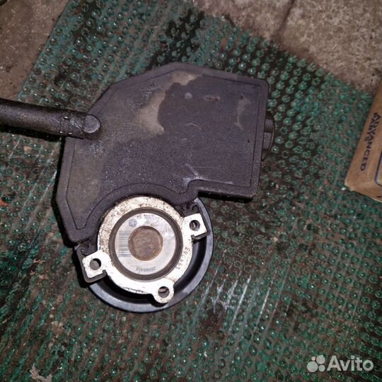 Насос гур Jeep Grand Cherokee WJ