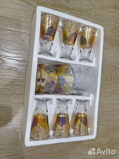 Графин со стаканами