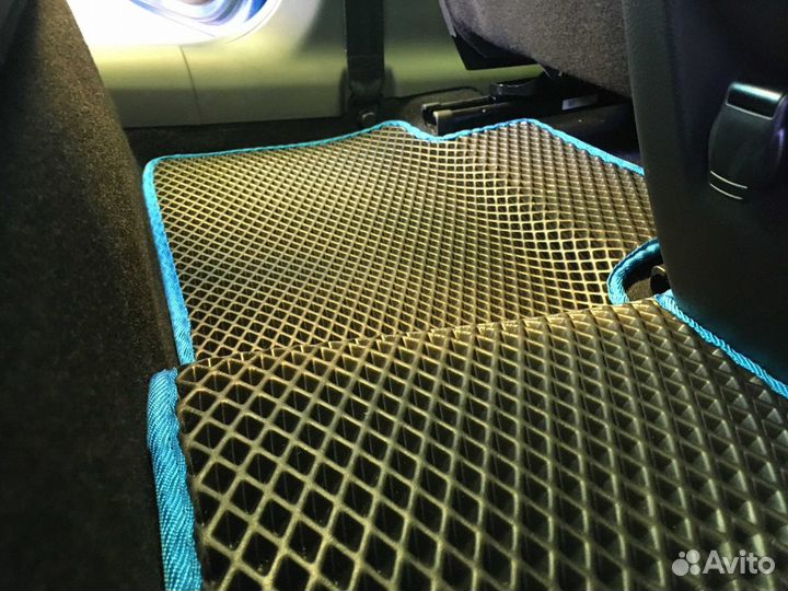 Автомобильные коврики Веста