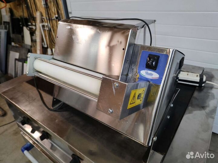 Тестораскаточная машина