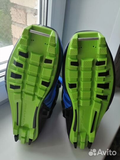 Лыжные ботинки spine