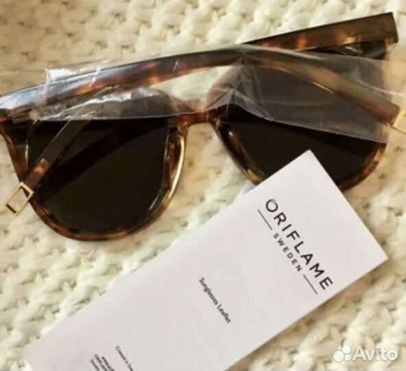 Солнцезащитные очки женские