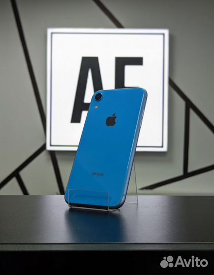 iPhone Xr, 128 ГБ