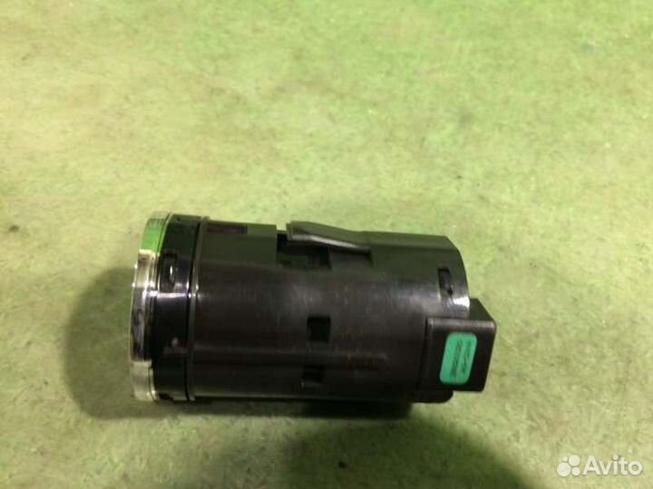 Кнопка старт-стоп Honda Shuttle GP7 LEB 2016