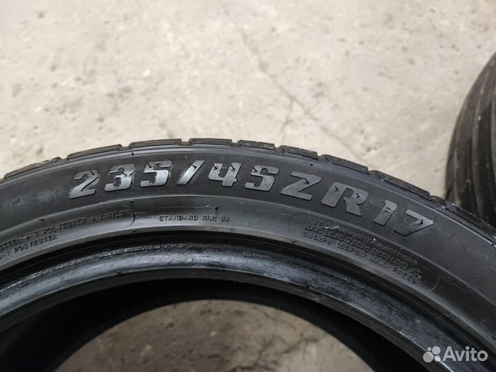 Churchill RCB009 235/45 R17 97W