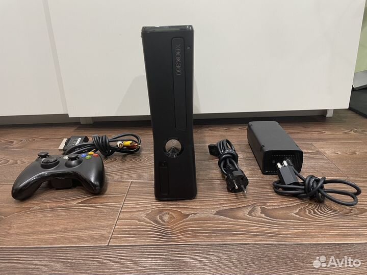 Xbox 360 S + Keenect