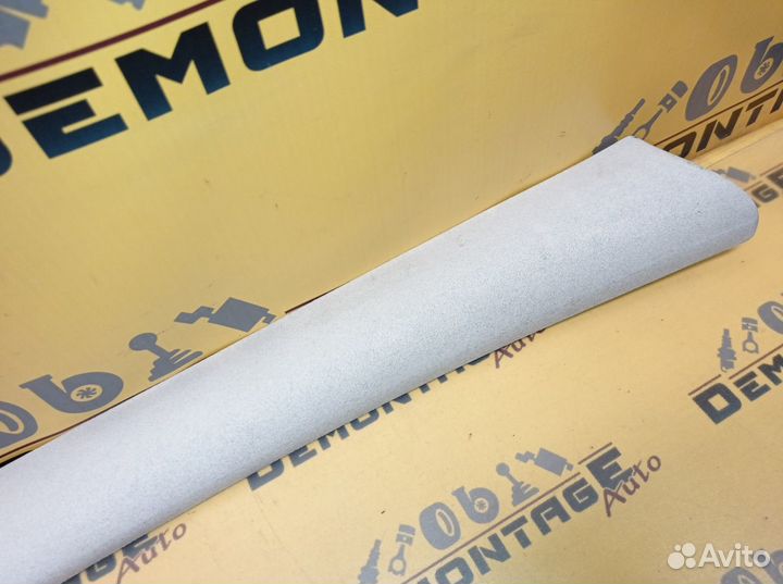 Обшивка стойки передняя правая Polo 6N1 хэтчбек