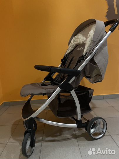 Коляска прогулочная