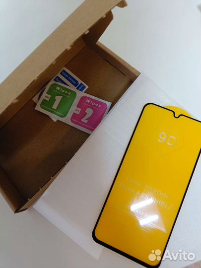 Защитное стекло на Galaxy A40