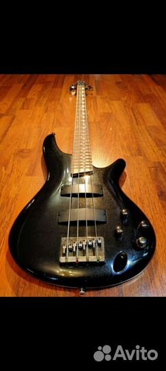 Бас гитара Ибанез