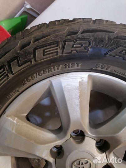 Bridgestone Dueler A/T 265/65 R17