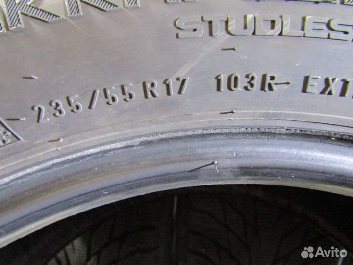 Nokian Tyres Hakkapeliitta R2 235/55 R17