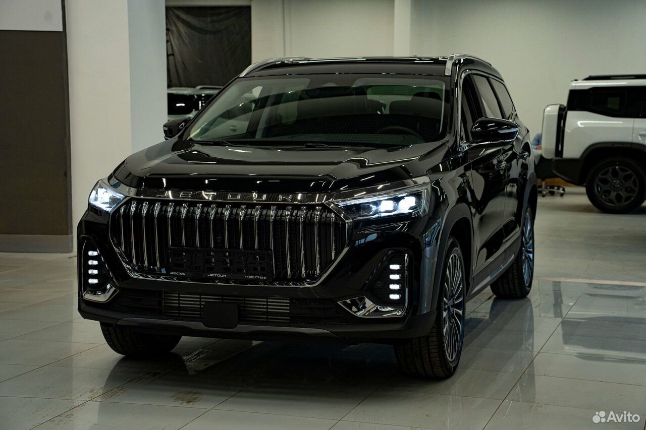 Jetour X90 Plus 2.0 AMT, 2026