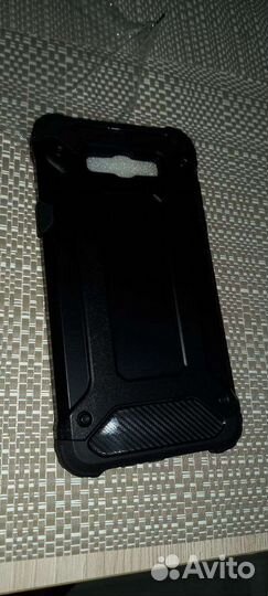 Чехол на телефон