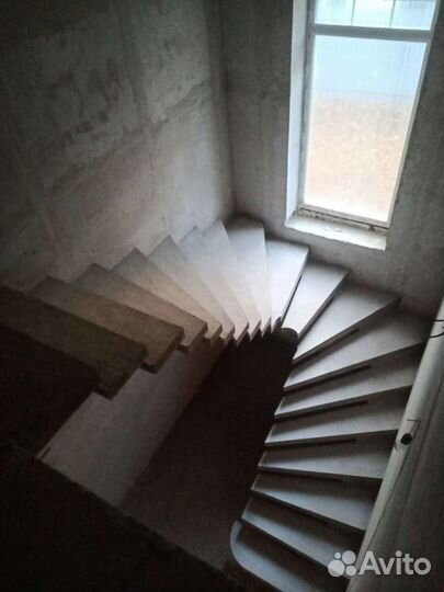 Лестница из бетона