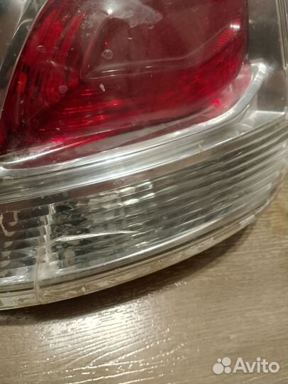Фонарь задний левый mitsubishi outlander 3