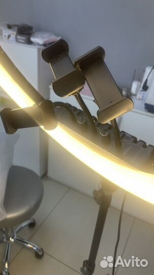 Кольцевая лампа 45 см со штативом