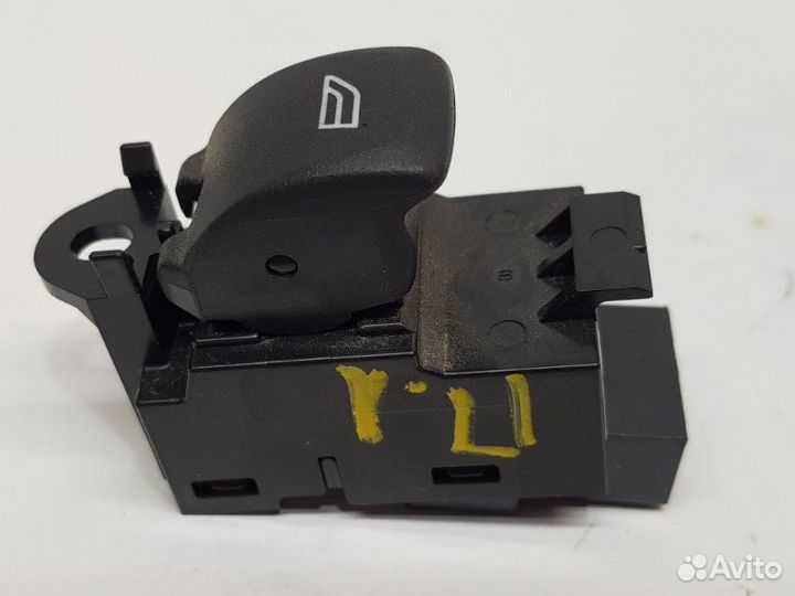 Кнопка стеклоподъемника передняя левая Land Rover