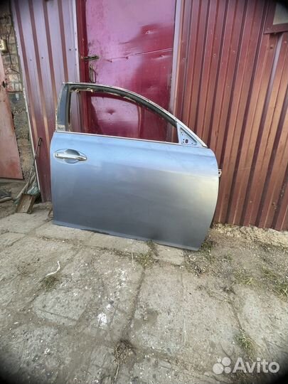 Дверь Передняя Марк X