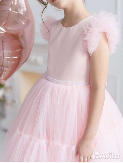 Платье праздничное для девочки 146