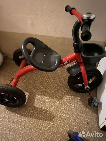 Трехколесный велосипед