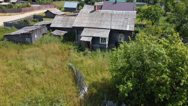 Дом 32,9 м² на участке 30 сот.