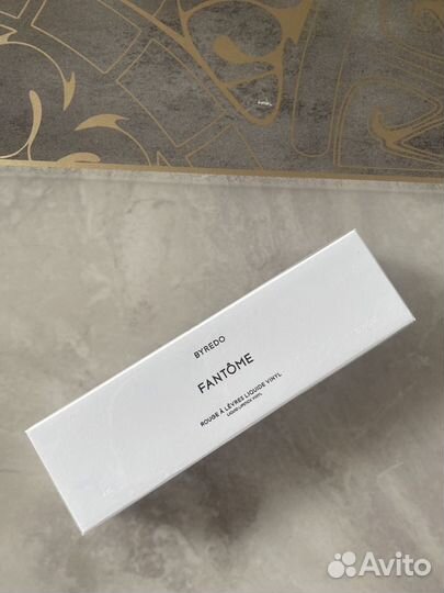 Блеск для губ 